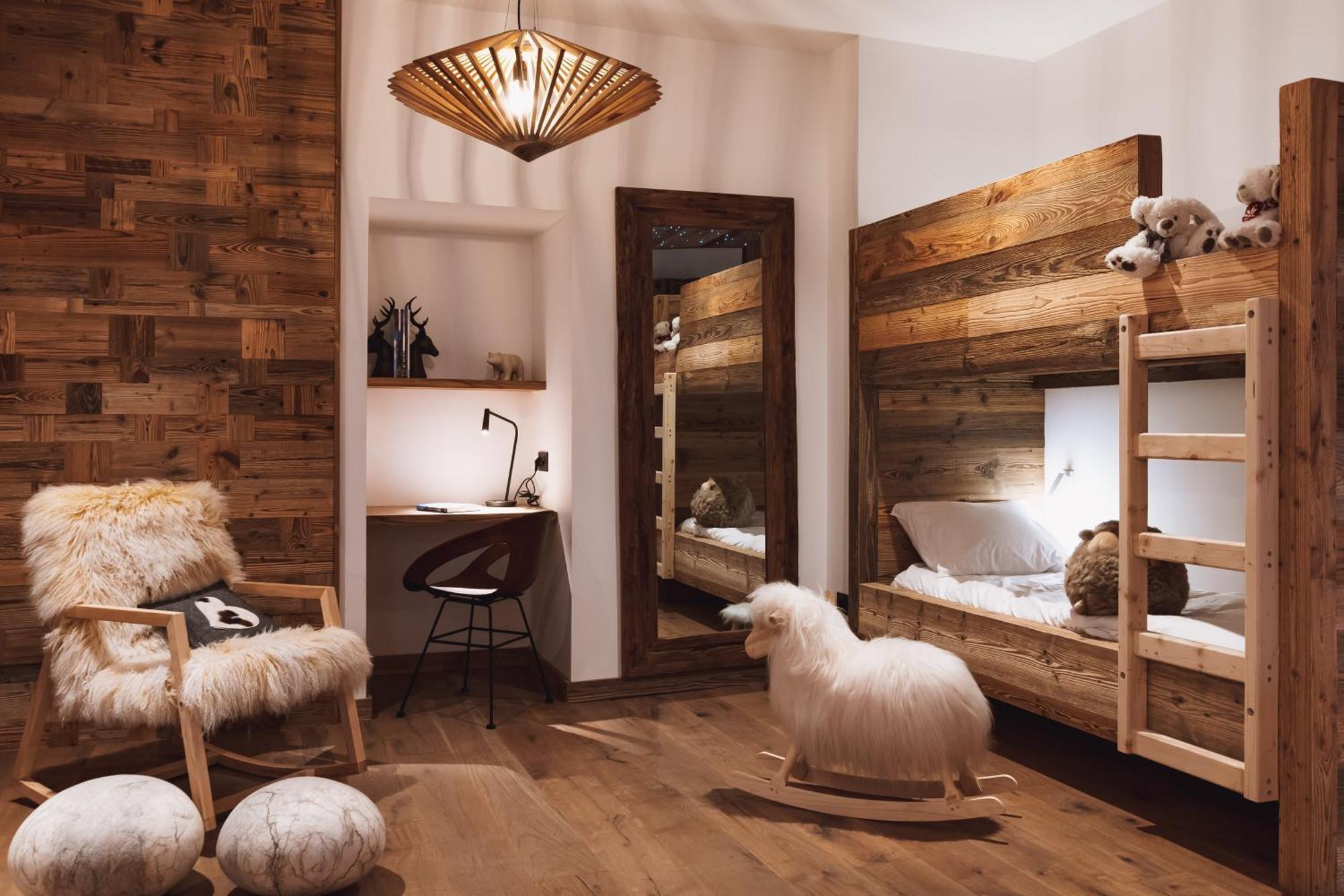 Grand Hotel L'Ermitage Font-Romeu-Odeillo-Via ภายนอก รูปภาพ