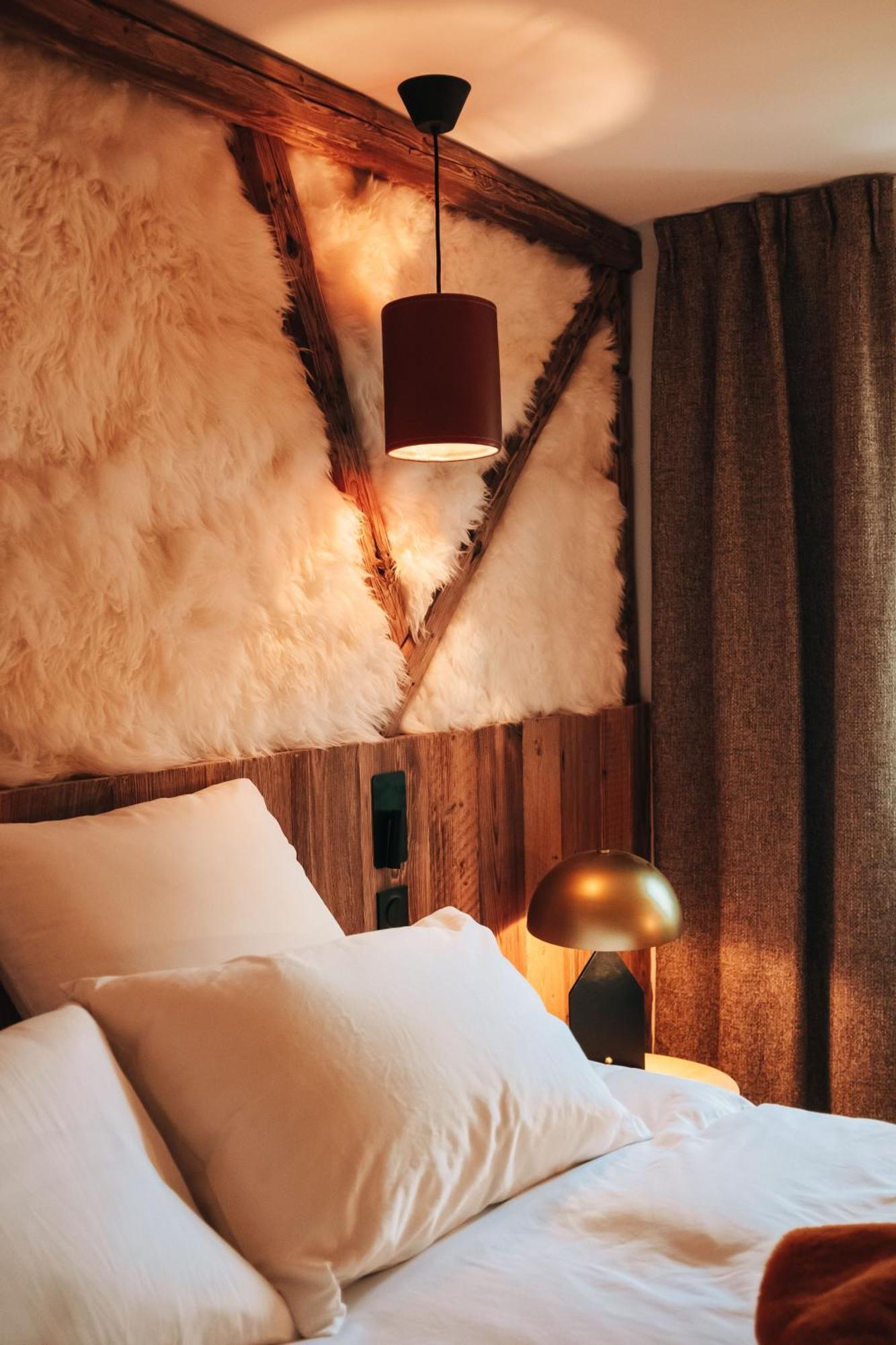Grand Hotel L'Ermitage Font-Romeu-Odeillo-Via ภายนอก รูปภาพ