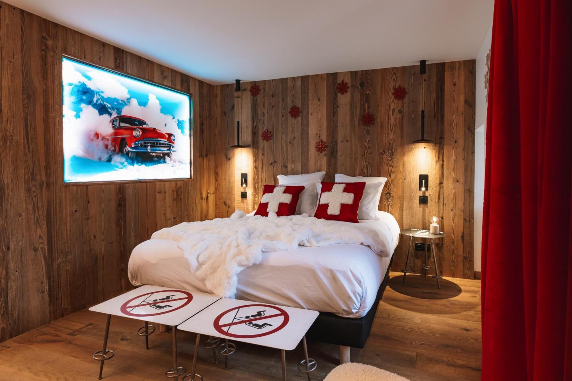 Grand Hotel L'Ermitage Font-Romeu-Odeillo-Via ภายนอก รูปภาพ