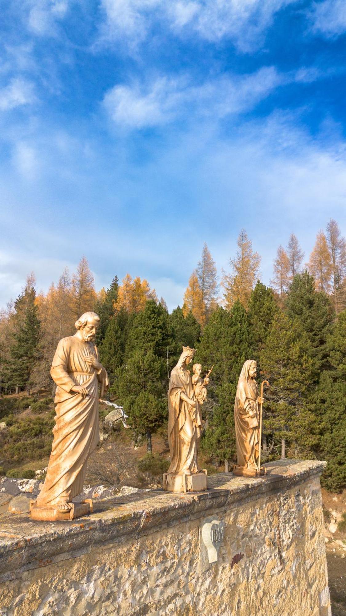 Grand Hotel L'Ermitage Font-Romeu-Odeillo-Via ภายนอก รูปภาพ